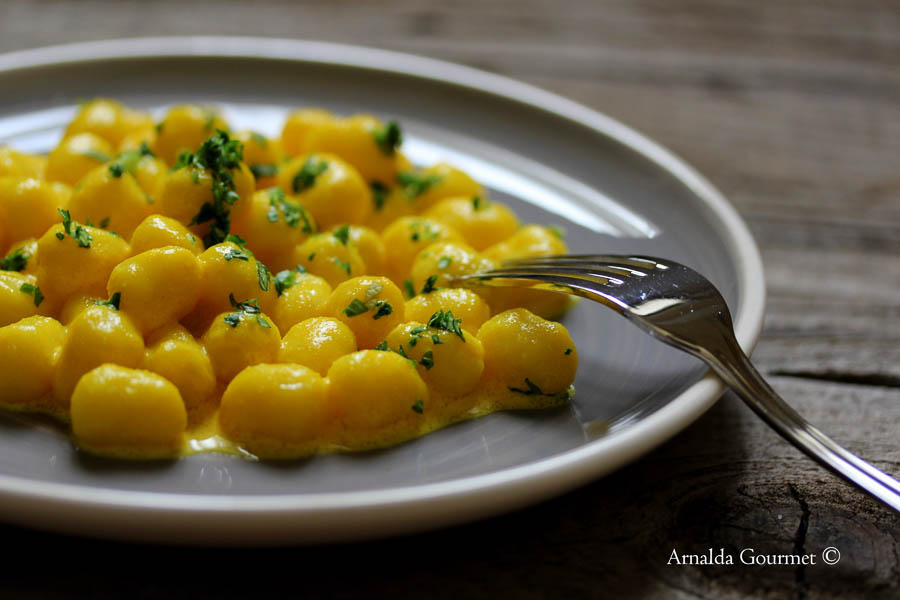 gnocchi allo zafferano